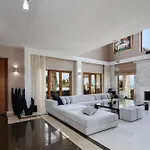 Alpha Estate & Villa