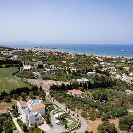 Alpha Estate & Villa