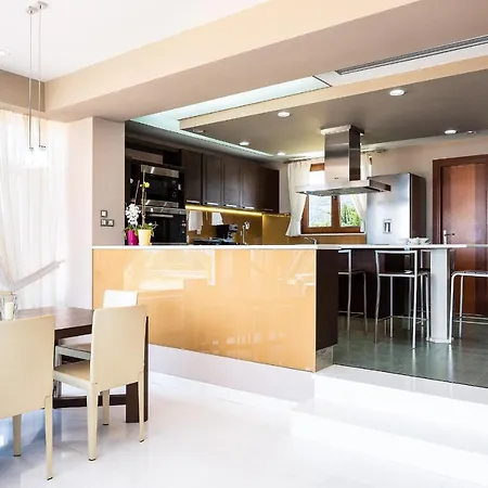 Villa Alpha Estate & Rethimnon