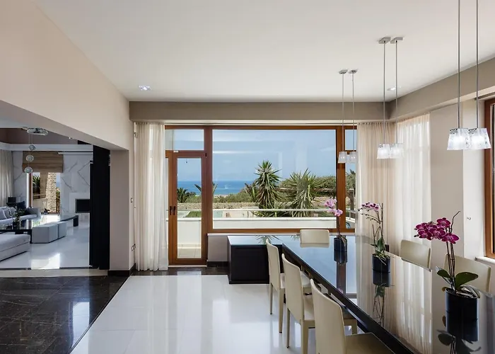 Alpha Estate & Villa *