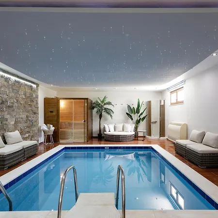 Alpha Estate & Spa