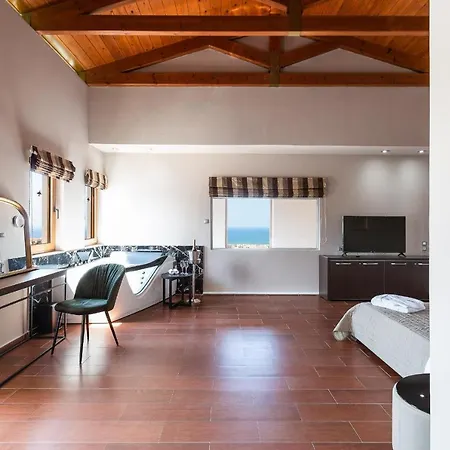 Alpha Estate & Villa Rethymno (Crete)