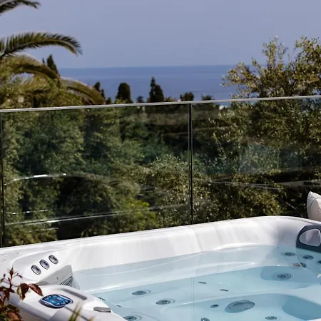 Alpha Estate & Spa Вілла *