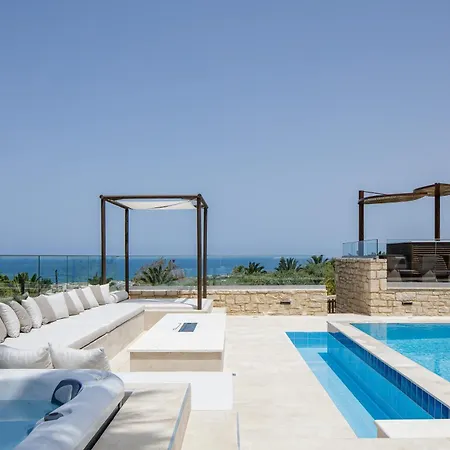 Alpha Estate & Spa Вілла *